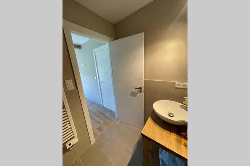 New Construction Penthouse With Pool And Wifi Daire Osséja Dış mekan fotoğraf